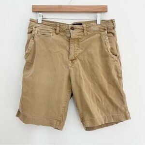 American Eagle Outfitters Men's Khaki Shorts Cargo Style Sz 32 Extreme Flex